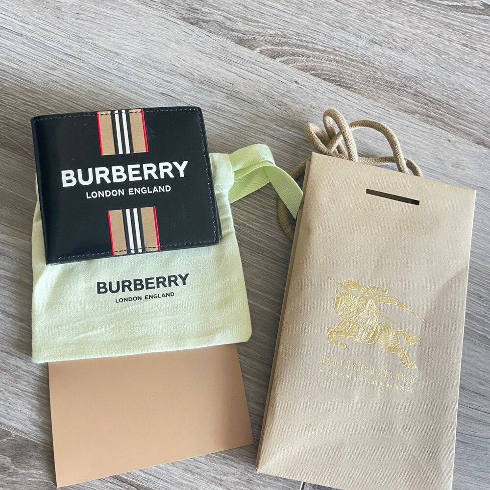 AUTHENTIC-Burberry Striped Logo Bifold Wallet Black